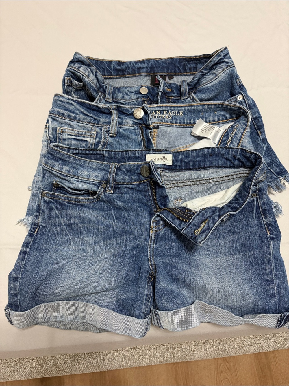 American Eagle Outfitters Women's Small Blue Denim Roll Cuff Shorts